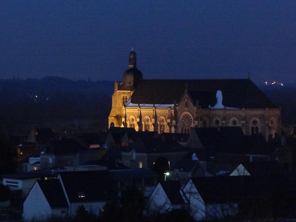 Au Moulin Geant Bed & Breakfast Rochefort-sur-Loire Dış mekan fotoğraf