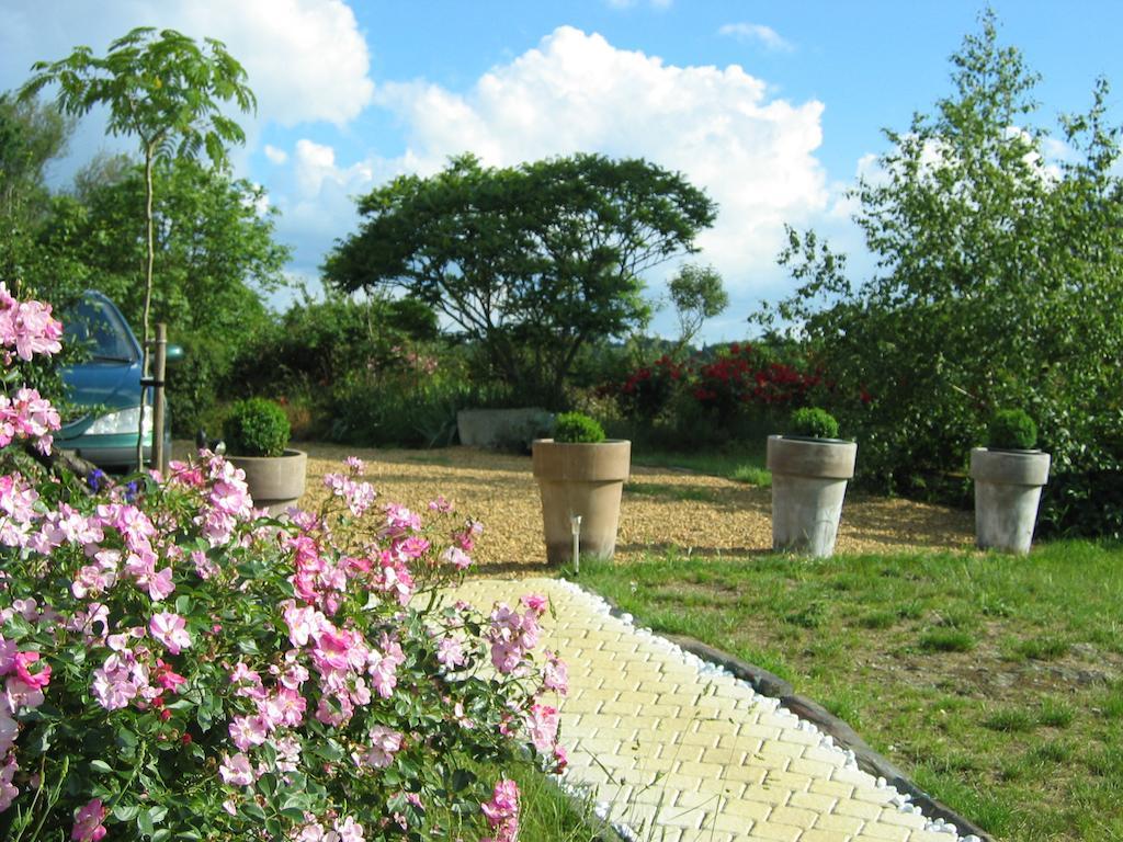 Au Moulin Geant Bed & Breakfast Rochefort-sur-Loire Dış mekan fotoğraf